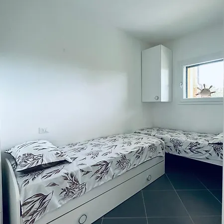 Baia Delle Mimose I6 Apartment *
